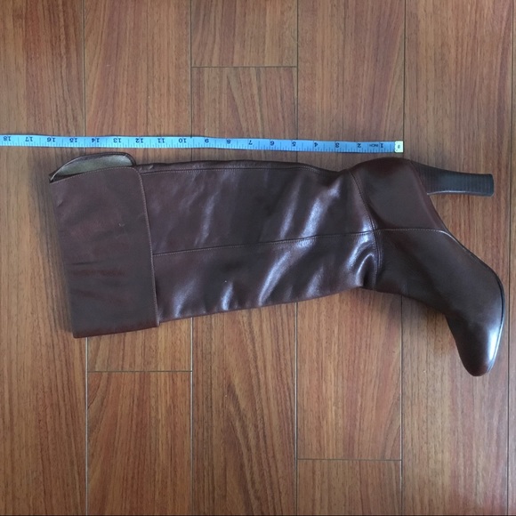 Steve Madden tall mahogany boots - Picture 6 of 8